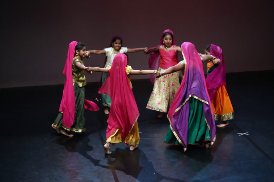 Sagome Teatro - Teatro-Danza Indiana per bambini